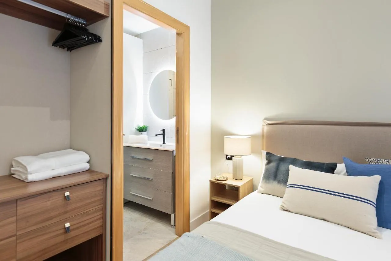 Апартаменты Click&Flat Gaudi Dream I Барселона