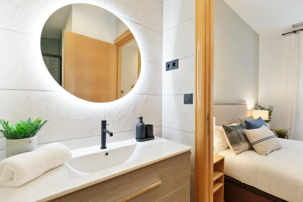 Апартаменты Click&Flat Gaudi Dream I Барселона